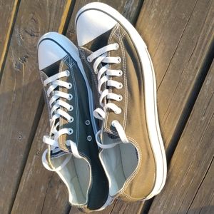 Converse Classic Lo-Top Chucks